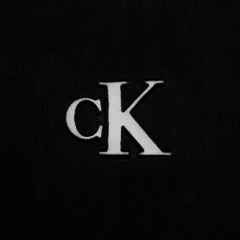 Áo Thun Calvin Klein In Phồng - Đen