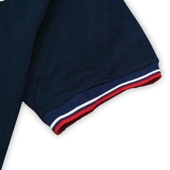 Áo Thun Tommy Thêu Chữ Viền Tay