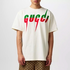 Áo thun GC Gucci Blade Print (Màu Kem)