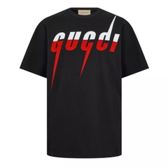 Áo thun GC Gucci Blade Print ( Màu Đen )