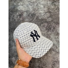 Nón lưỡi Trai MLB Monogam Trắng Logo - NY