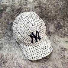 Nón lưỡi Trai MLB Monogam Trắng Logo - NY