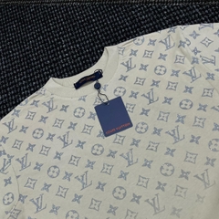 Áo Thun LV Louis Vuitton Fade Kim Tuyến - Màu Kem