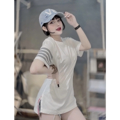 Áo Thun Thom Browne Tay Sọc Basic