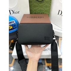 Túi Soft Trunk Đeo Chéo - DC-18 BBR Graphic