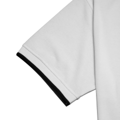 Polo Gucci Thêu Chữ Trên Túi Trắng