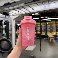 Bình Lắc Thể Thao DAT SPORT 450ml - Nhựa PP5 - Chia Vạch Nước - Tặng Kèm Con Lắc Lò Xo DSP01