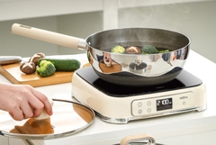 Chiếc bếp từ không thể thiếu cho tiệc lẩu cuối tuần