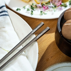 Đũa 5 đôi, Inox 316L siêu bền và an toàn