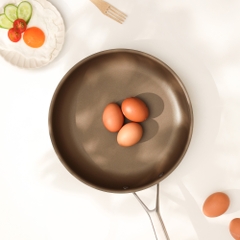 Chảo siêu chống dính Titanium Aura, size 28 cm, cạn lòng