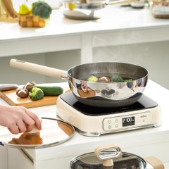 Bếp từ thời trang, công suất tới 2.100W