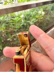 Dunhill chính hãng men đỏ makie sư tử