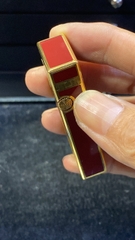 Dunhill Swiss Made
hình sư tử nổi