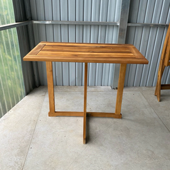 Bàn gỗ ban công gấp gọn xuất Âu- gỗ tràm tự nhiên phủ dầu. KT: D75xR45xC74cm