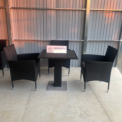 BÀN ĂN NGOÀI TRỜI, BÀN CÀ PHÊ GIẢ MÂY KDG026 70 × 70 × 75 cm | Bền Đẹp – Sang Trọng – Chống Chịu Thời Tiết