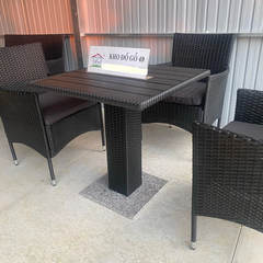 BÀN ĂN NGOÀI TRỜI, BÀN CÀ PHÊ GIẢ MÂY KDG026 70 × 70 × 75 cm | Bền Đẹp – Sang Trọng – Chống Chịu Thời Tiết