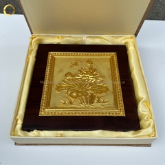 TRANH HOA SEN BẰNG ĐỒNG DÁT VÀNG - KÍCH THƯỚC 20X20CM