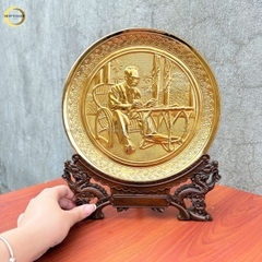 TRANH ĐĨA ĐỒNG BÁC HỒ NGỒI GHẾ MÂY MẠ VÀNG 24K (ĐK 25CM)