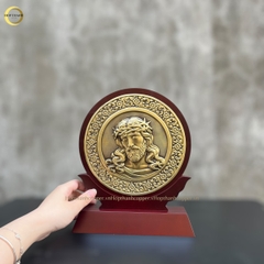TRANH QUÀ TẶNG CÔNG GIÁO "CHÚA GIÊSU ĐỘI MÃO GAI " BẰNG ĐỒNG VÀNG - TRANH ĐỂ BÀN (KÍCH THƯỚC 20x25CM)