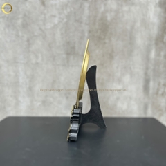 TRANH ĐĨA HOA SEN BẰNG ĐỒNG VÀNG  - TRANH QUÀ TẶNG ĐỂ BÀN (KÍCH THƯỚC 25CM)