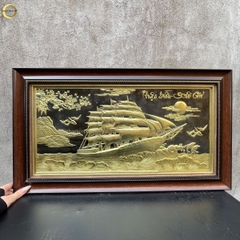 TRANH THUẬN BUỒM XUÔI GIÓ BẰNG ĐỒNG VÀNG  - KÍCH THƯỚC 70X40CM