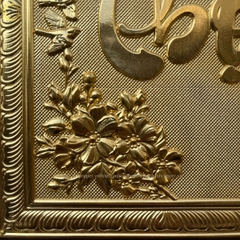 TRANH CHỮ THỌ THƯ PHÁP BẰNG ĐỒNG MẠ VÀNG 24K QUÀ TẶNG ĐỂ BÀN (KÍCH THƯỚC 20X25CM)