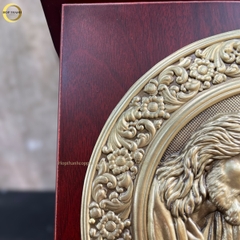 TRANH HỘP QUÀ TẶNG CÔNG GIÁO "THÁNH GIA THẤT " BẰNG ĐỒNG VÀNG - TRANH ĐỂ BÀN (KÍCH THƯỚC 23X23CM)