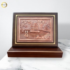 TRANH HỒ HOÀN KIẾM BẰNG ĐỒNG - TRANH QUÀ TẶNG ĐỂ BÀN (KÍCH THƯỚC 26X34CM )