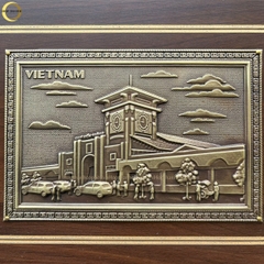TRANH CHỢ BẾN THÀNH BẰNG ĐỒNG VÀNG GIẢ CỔ - TRANH QUÀ TẶNG ĐỂ BÀN (KÍCH THƯỚC 22X17CM )