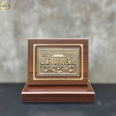 TRANH BẾN NHÀ RỒNG BẰNG ĐỒNG VÀNG GIẢ CỔ- TRANH QUÀ TẶNG ĐỂ BÀN (KÍCH THƯỚC 22X17CM )