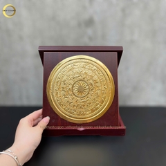 TRANH MẶT TRỐNG ĐỒNG BẰNG ĐỒNG MẠ VÀNG 24K - QUÀ TẶNG ĐỂ BÀN (KÍCH THƯỚC 24X24CM)