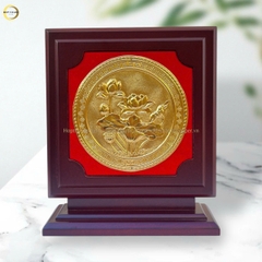 TRANH HOA SEN BẰNG ĐỒNG MẠ VÀNG 24K - KÍCH THƯỚC 23CM