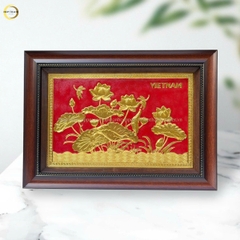 TRANH HOA SEN BẰNG ĐỒNG DÁT VÀNG - KÍCH THƯỚC 54X38CM