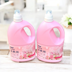 Nước xả vải kháng khuẩn hương hoa thiên nhiên 2,5L Kaneyo