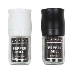 Lọ xay tiêu thuỷ tinh nắp đen