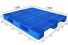 Pallet Nhựa Ba Chân NK01-PL 1300x1500x150mm