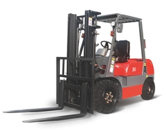 XE NÂNG DẦU CPCD100