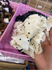 Gắp tóc dọc nơ