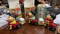 Shin đạp xe kéo theo thú cưng