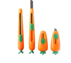 Dao Dọc Giấy M&G Hình Cà Rốt ASS2242