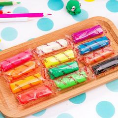 Đất Nặn Deli 12 Màu+3 Khuôn Màu Hồng, Xanh DE75246