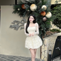 Đầm thiết lế cổ vuông viền ngọc phối ren