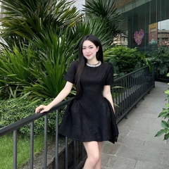 Đầm dạ cổ tròn xoè sang trọng dáng ngắn