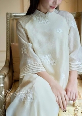 Áo dài truyền thống tay viền thêu hoa