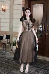 Đầm ren cổ bè tùng lưới H