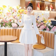 Đầm dạ ép mùng chân xếp li