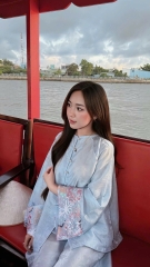 Đồ lam lụa ánh phối tay kim sa thêu cúc ngọc trai