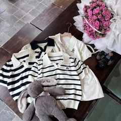 Áo len cổ V thêu gấu