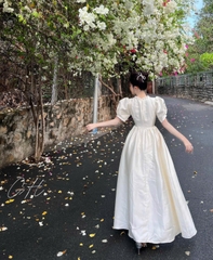 Đầm cổ ngọc đính tay bồng dáng xoè H