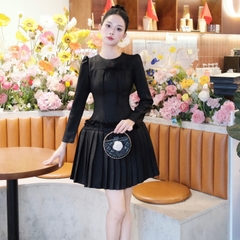 Đầm dạ ép mùng chân xếp li